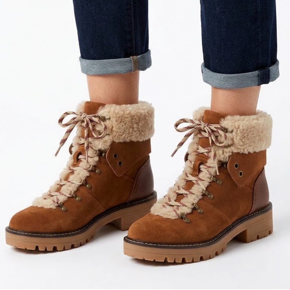 Time And Tru Womens US 8.5 Brown Leather Faux Fur Collar Ankle Cozy Hiking Boots